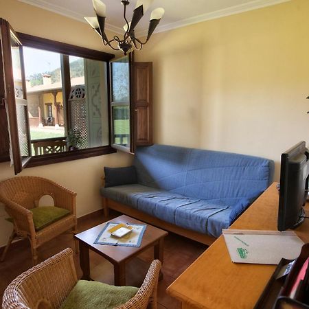 Apartamentos Camin De Pelayo Las Rozas Bilik gambar