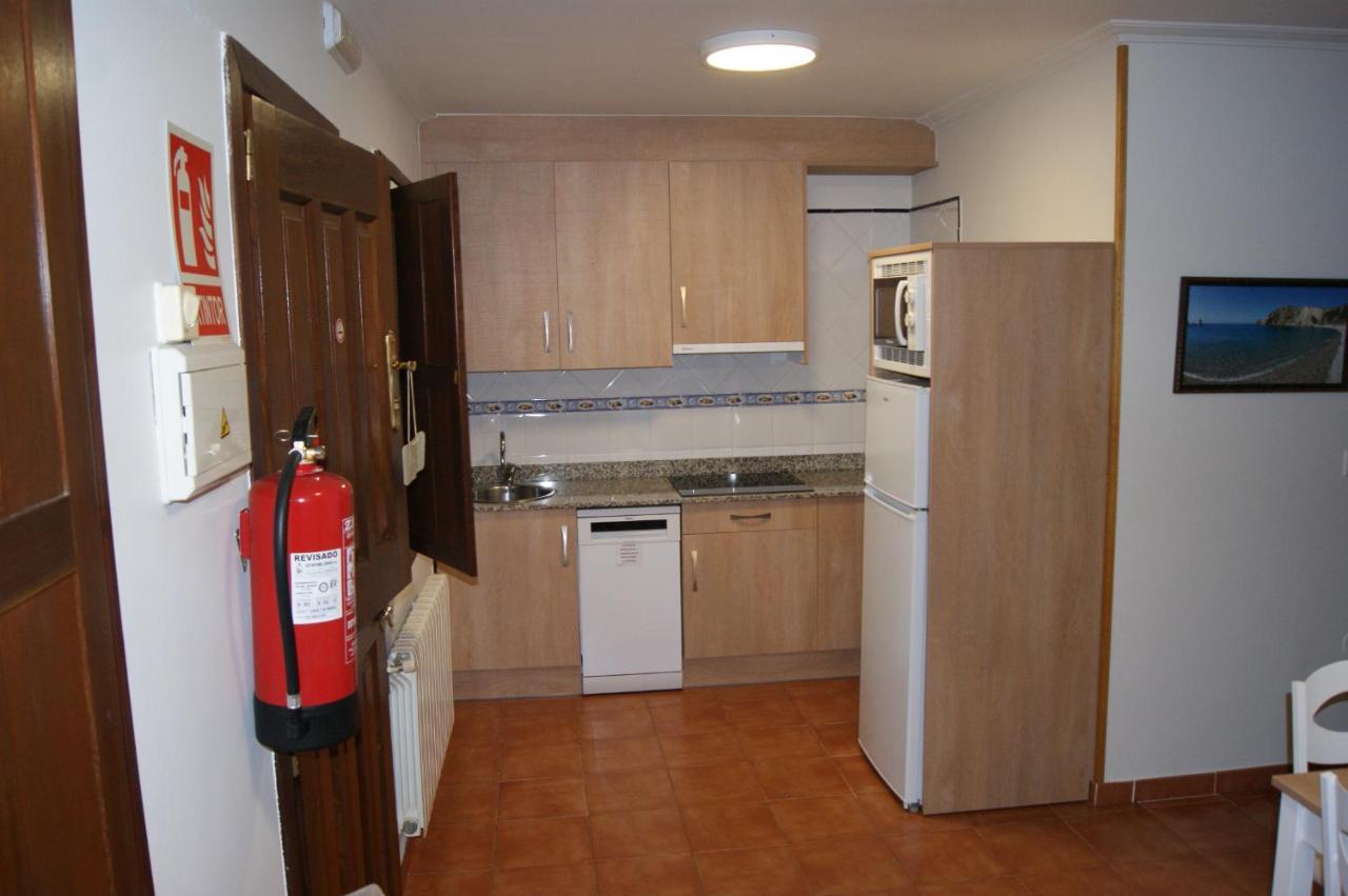 Apartamentos Camin De Pelayo Las Rozas Luaran gambar
