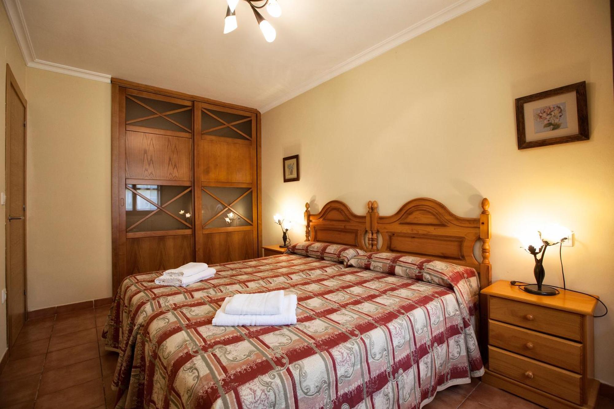 Apartamentos Camin De Pelayo Las Rozas Bilik gambar