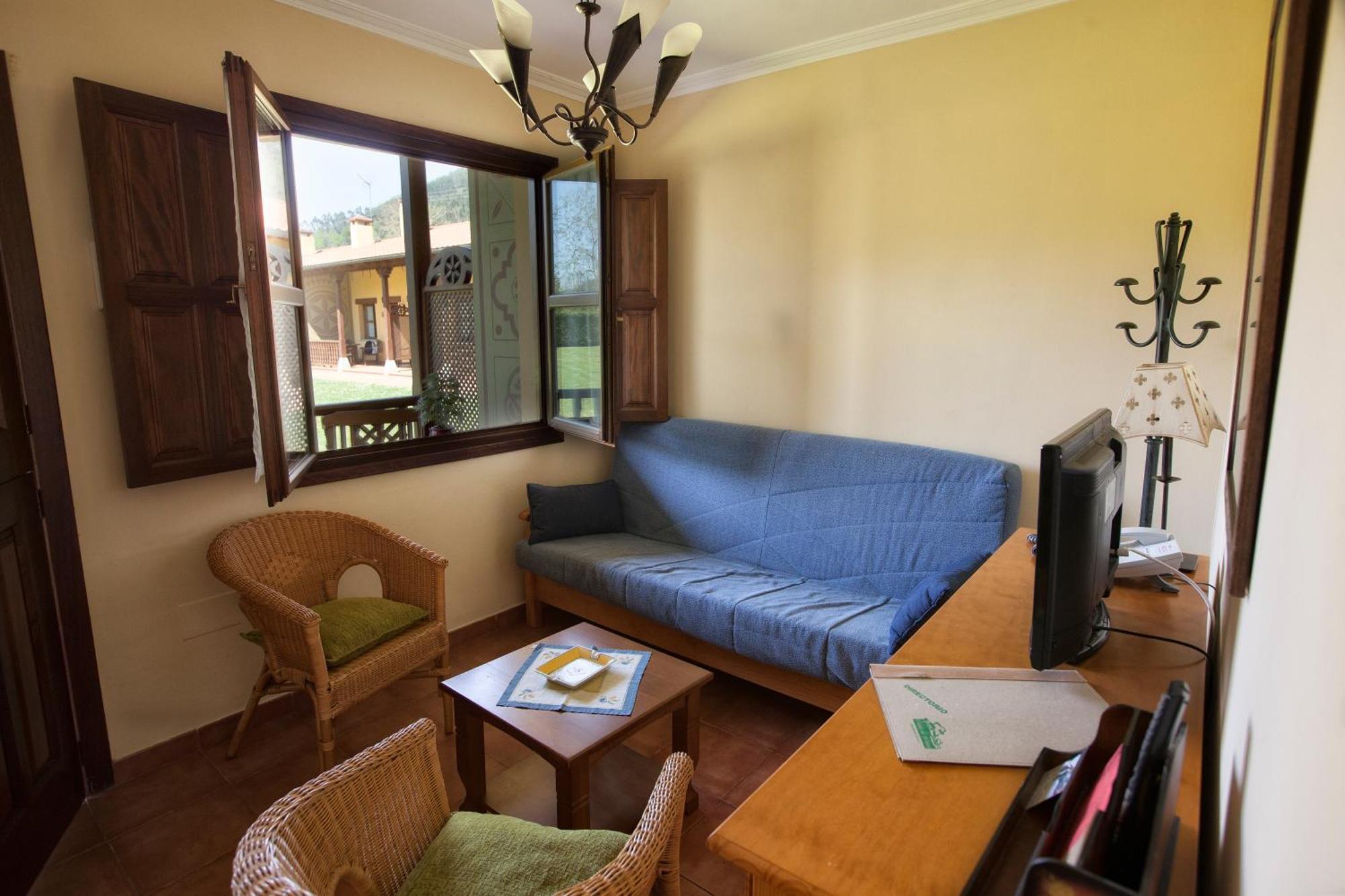 Apartamentos Camin De Pelayo Las Rozas Bilik gambar
