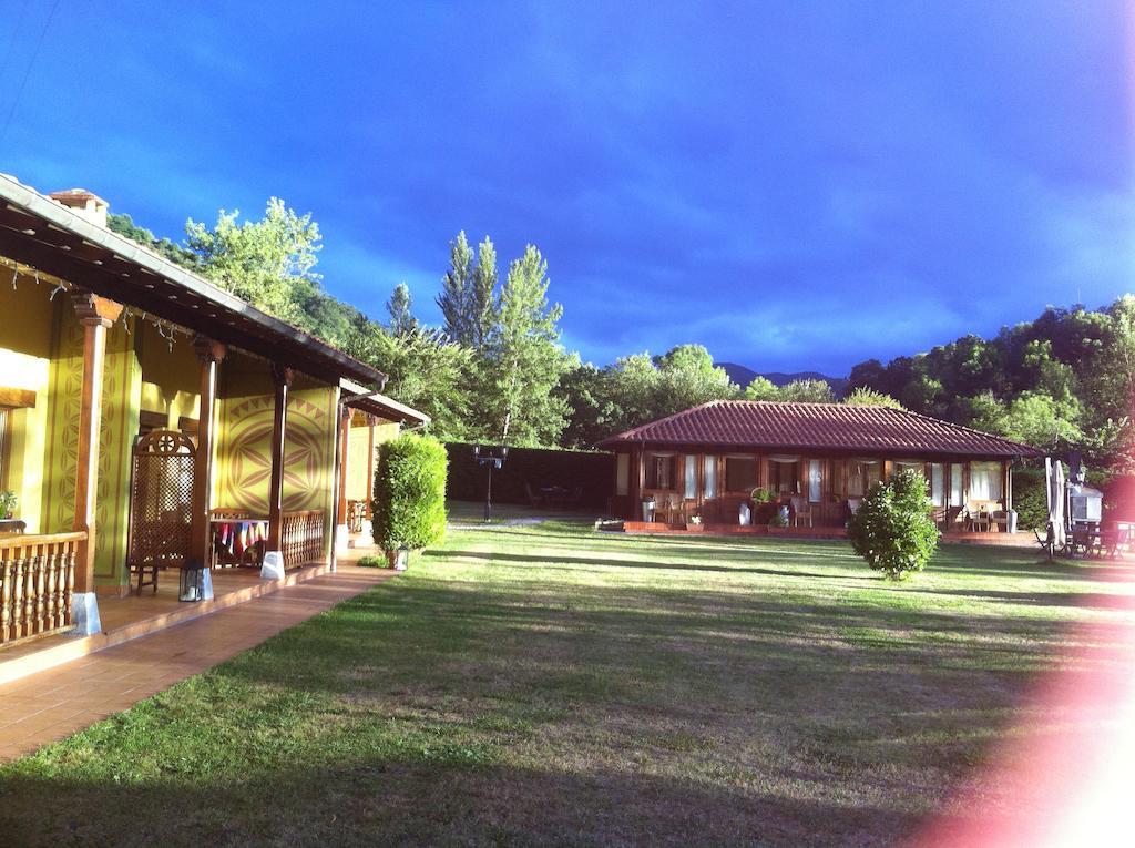 Apartamentos Camin De Pelayo Las Rozas Luaran gambar